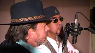 Quatro Vidas   Pinchitos Caliente