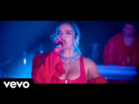 KAROL G, Wisin & Yandel, Nicky Jam, Ivy Queen, Zion, Alberto Stylee - LEYENDAS