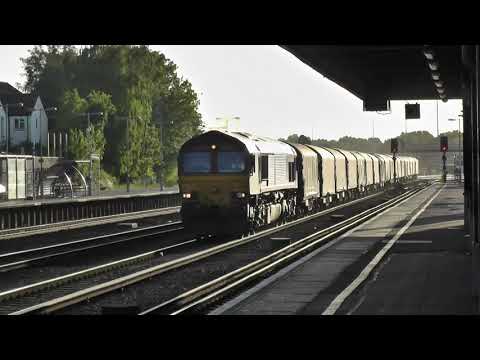(HD) DB Schenker 66135 powers through Tonbridge working 6O32 - 4/6/13