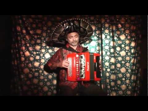 Mouchicos - FR18 - Santiago Polka