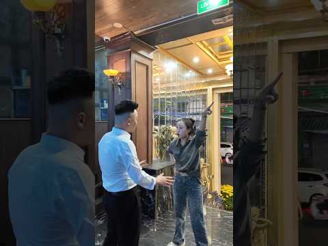 Tay Vịn Xịn Luôn #foryou #funny #trendingshorts #giaitri #karaokedanang