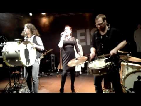 Gleis 8-Schreien, Live in Stuttgart