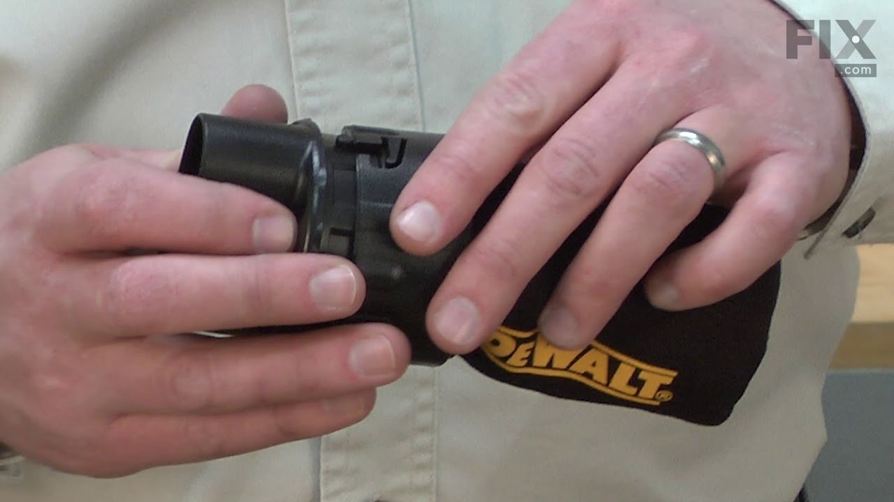 Replacing the Dust Bag