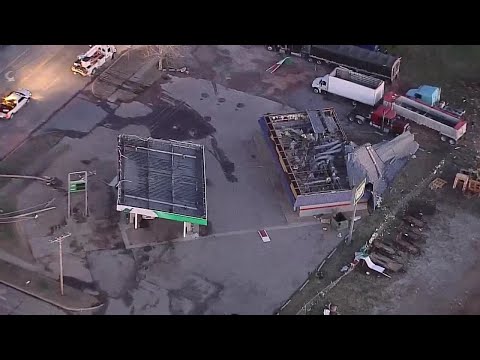 Severe storm rips roof off gas station off highway in Norman