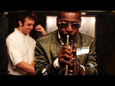 Roy Hargrove Jamming at Smalls.  "Darn That Dream"'