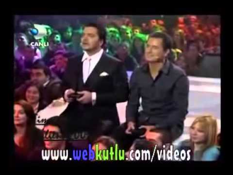 Acun ile Beyaz'ın Playstationda Maç Kapışması