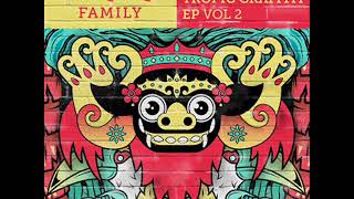 Rawtek &amp; Tropkillaz - Batida (feat. Heavy Baile) |TROPIC GRAFFITI EP VOL.2|