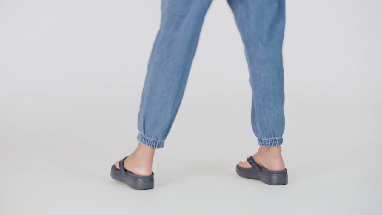 Watch Vionic High Tide II Women's Platform Orthotic Sandal video