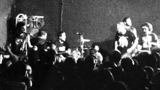 La Plebe - Pinches Fronteras - Live At Gilman 03/13/2010