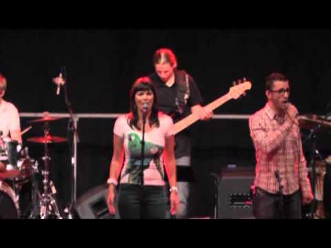 Singin Veenendaal - 21 oktober 2012 - Opwekking 475 - Majesteit, Koning in eeuwigheid