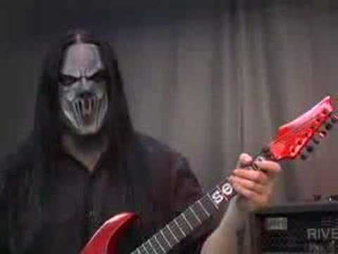 Mick Thomson Shows How To Play Surfacing