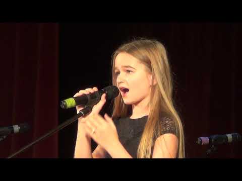 SP nr 1 w Rydułtowach - HANNA LASOTA - KOLĘDA WARSZAWSKA