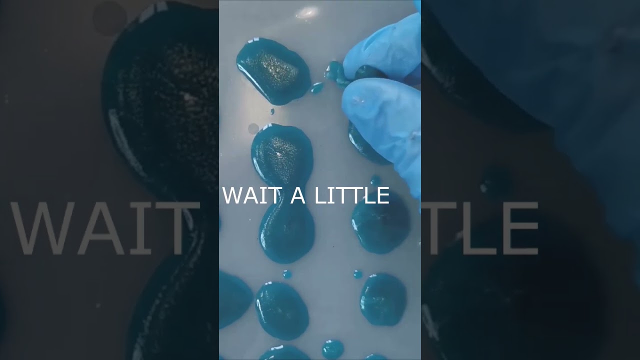 I made epoxy jewelry without mold