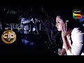 इतनी रात को एक Haunted बंगले में किसकी निगर�