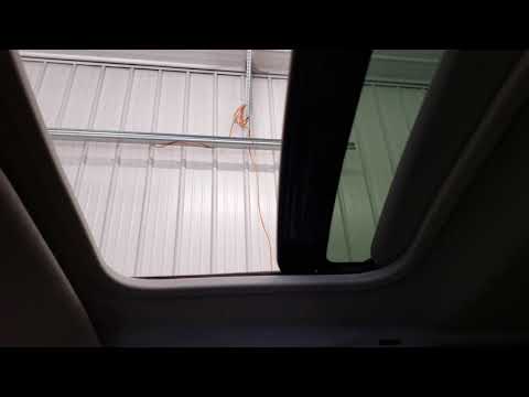 18E0590 - 2004 Linclon Navigator - Power Sun Roof