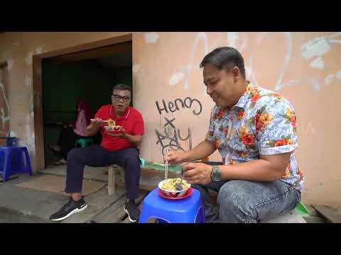 Cing Abdel dan Melon Jajan Mie Ayam Oyo | MAKAN RECEH (31/12/21)