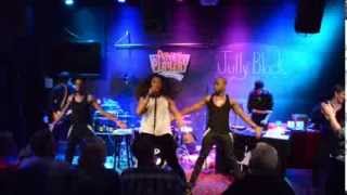 LIVE @ PETER&#39;S PLAYERS - Jully Black Seven Day Fool