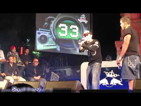 Brock VS Mowlihawk (8avos) [Final Nacional RedBull Batalla de los Gallos 19.9.09]
