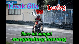 Download lagu Emak Gila vs Lucky Race 2 l emak juara mp3