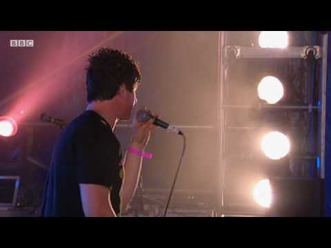Beatbullyz - Pieces (BBC Radio 1's Big Weekend 2010)