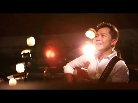 Sandhy Sondoro - You and I - Music Everywhere **