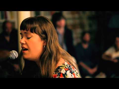 Mimsy Cable (feat.  Jessie Cassin) - Family Tree