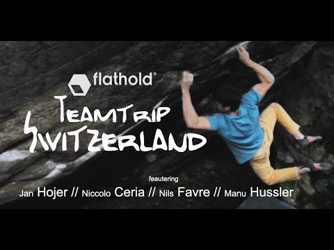 Flathold-Teamtrip Switerland - Jan Hojer, Niccolo Ceria and Nils Favre touching swiss granite.
