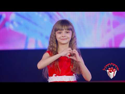 Fetita cu Surprize / In Lumea Surprizelor / Evelina Budoian