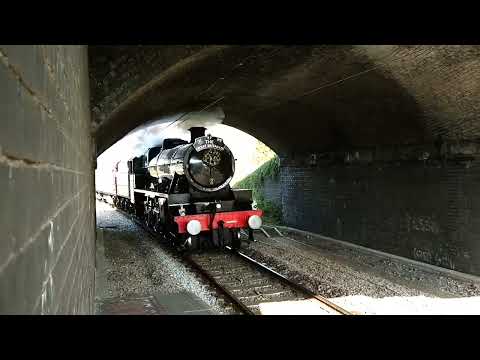LMS Jubilee Class 45690 / 5690 'Leander' passing Poulton le Fylde on 21 April 2023