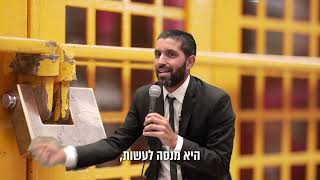 מטורף! כך ניצלתי מהטבח במסיבת הנובה 😨 הרב שניר גואטה בסיפור שטרם נחשף - עם כתוביות בעברית (הרב שניר גואטה) - התמונה מוצגת ישירות מתוך אתר האינטרנט יוטיוב. זכויות היוצרים בתמונה שייכות ליוצרה. קישור קרדיט למקור התוכן נמצא בתוך דף הסרטון