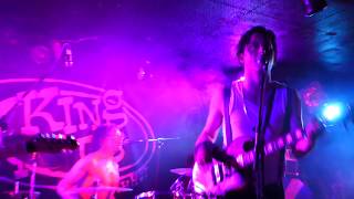 Carl Barat & The Jackals - War of the roses