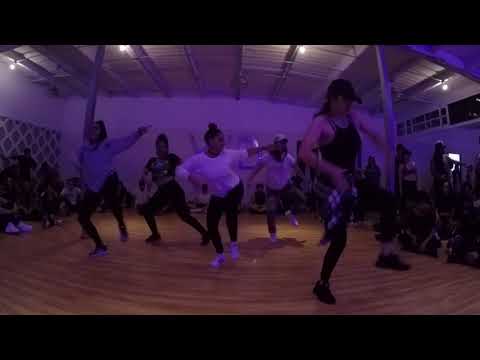 N-fasis arriba abajo lento coreo Mario cuesta