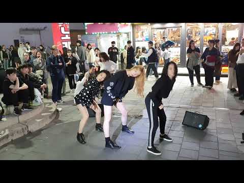 SIGNATURE💖. HYUNA 'LIP & HIP' COVER. BEAUTIFUL ATTRACTIVE.