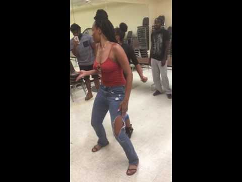 Queen Newbe Jay & Simone