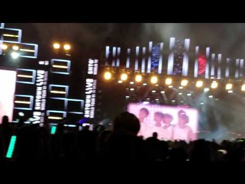 SMTown Live Concert 2017 EXO- Monster and the ending of the concert