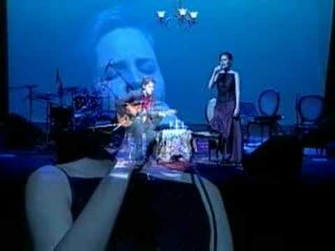 É A Ti Flor Do Céu - Renato Motha