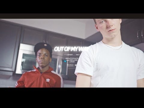 Yung Flip feat. LB - Out Of My Way (Official Video) Shot by @kavinroberts_