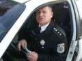 Молдавский мент, тормозит таксиста в Кишинёве 