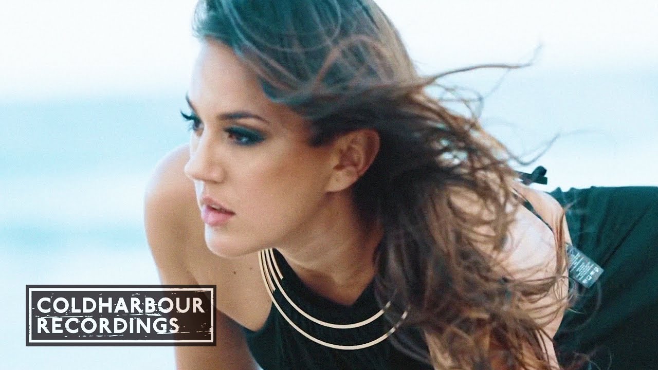 Jam El Mar & Adina Butar — Right In The Night