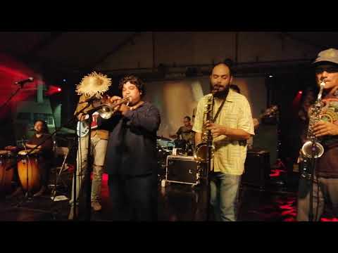 La cumbia del caldero   (Sonámbulo)