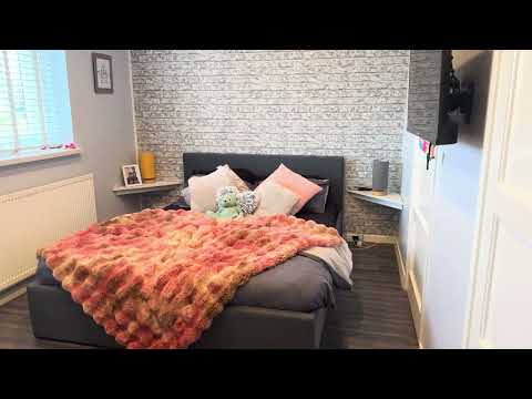 The Perfect family home In Hatch End, Pinner, HA5