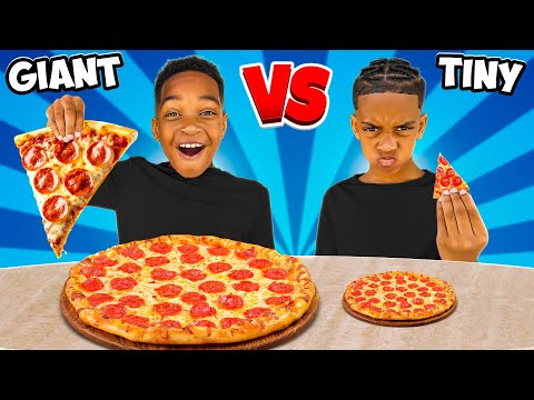 GIANT VS TINY FOOD CHALLENGE