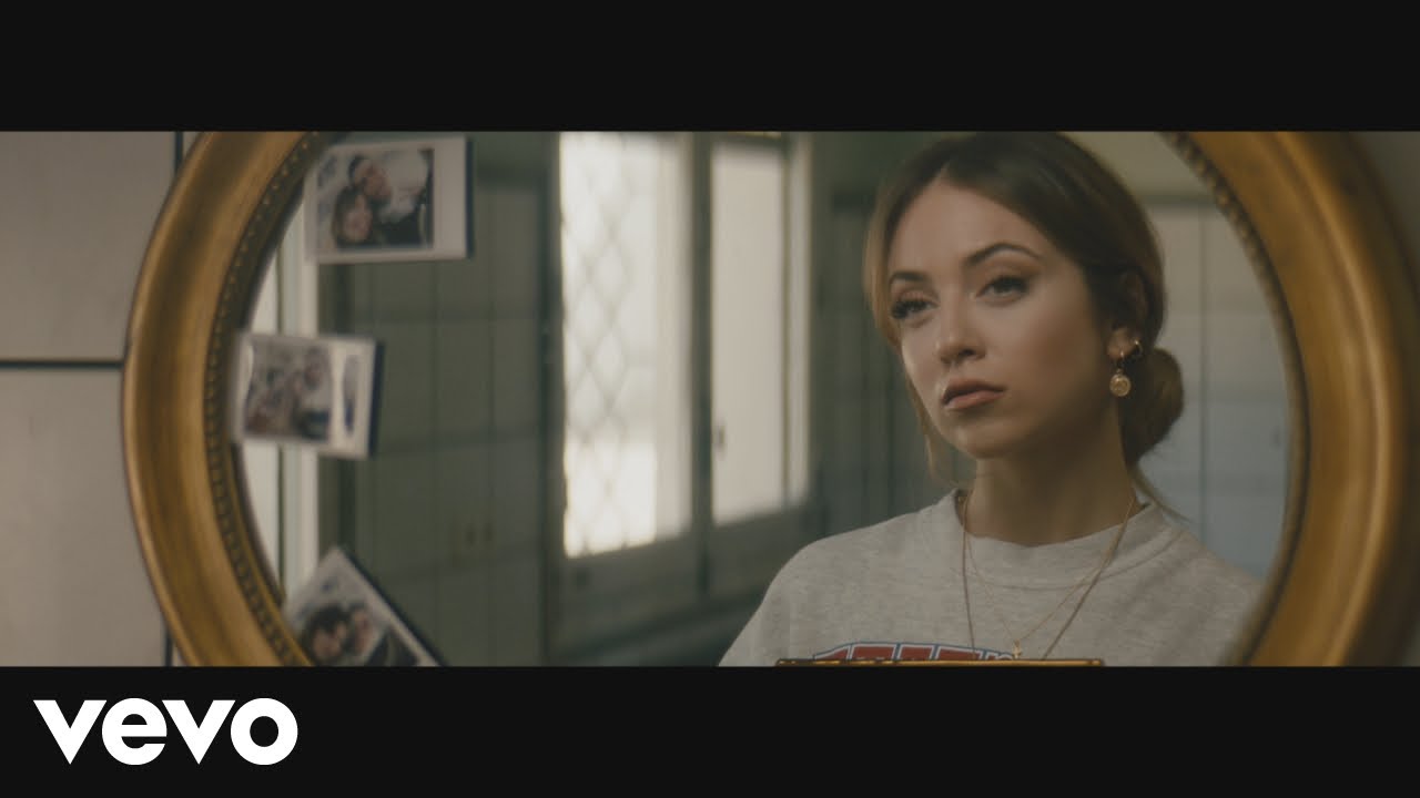 Ana Mena — Sin Aire
