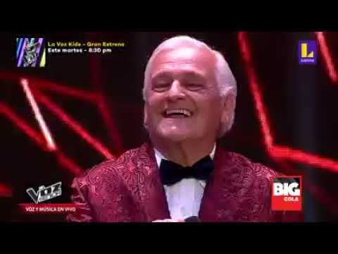 Cada Domingo a las 12 La Voz Eva Ayllón