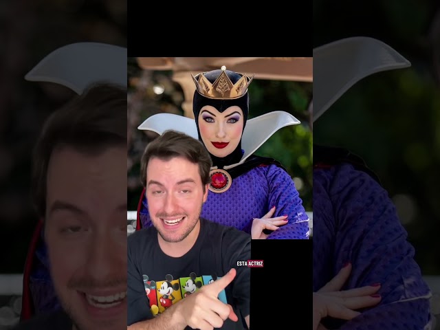 Vídeo relacionado con Los villanos de Disney se sienten bien siendo malos paneles Sudadera con Capucha