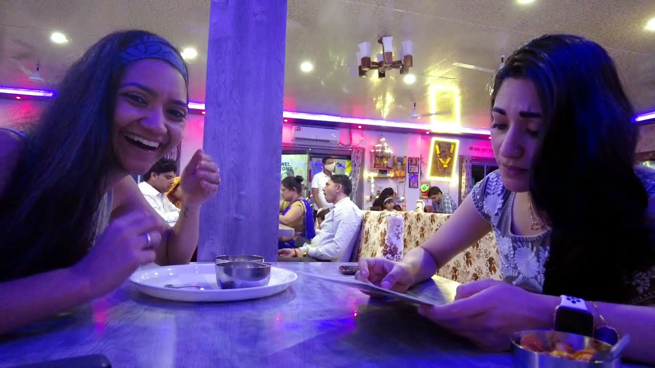 Best Place to have Marwadi Thali in Khajuraho || Food Review & Reaction || Veg Indian Regional Food