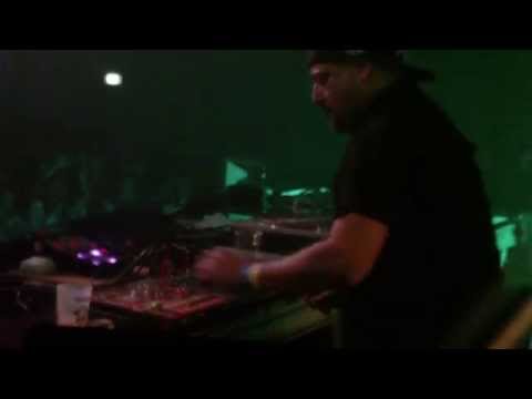 SuBuRbASs @ Tapage Nocturne 2 / Dock Des Suds - Marseille_10/05/2014 [Evil Control Live Version]