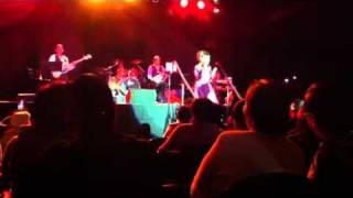 Download lagu Lauberge Casino-Asian Concert-Y Lan-Lien Khuc Nhac Phap-Jan mp3