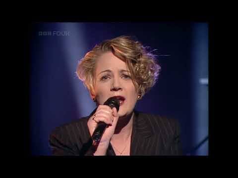 Nicki French - Total Eclipse of the Heart (First Performance) - TOTP - 12 01 1995