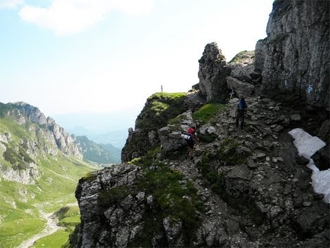 Traseu in Bucegi: Busteni - P. Izvoarelor - Malaiesti - Omu - Crucea Eroilor - Caraiman - Busteni